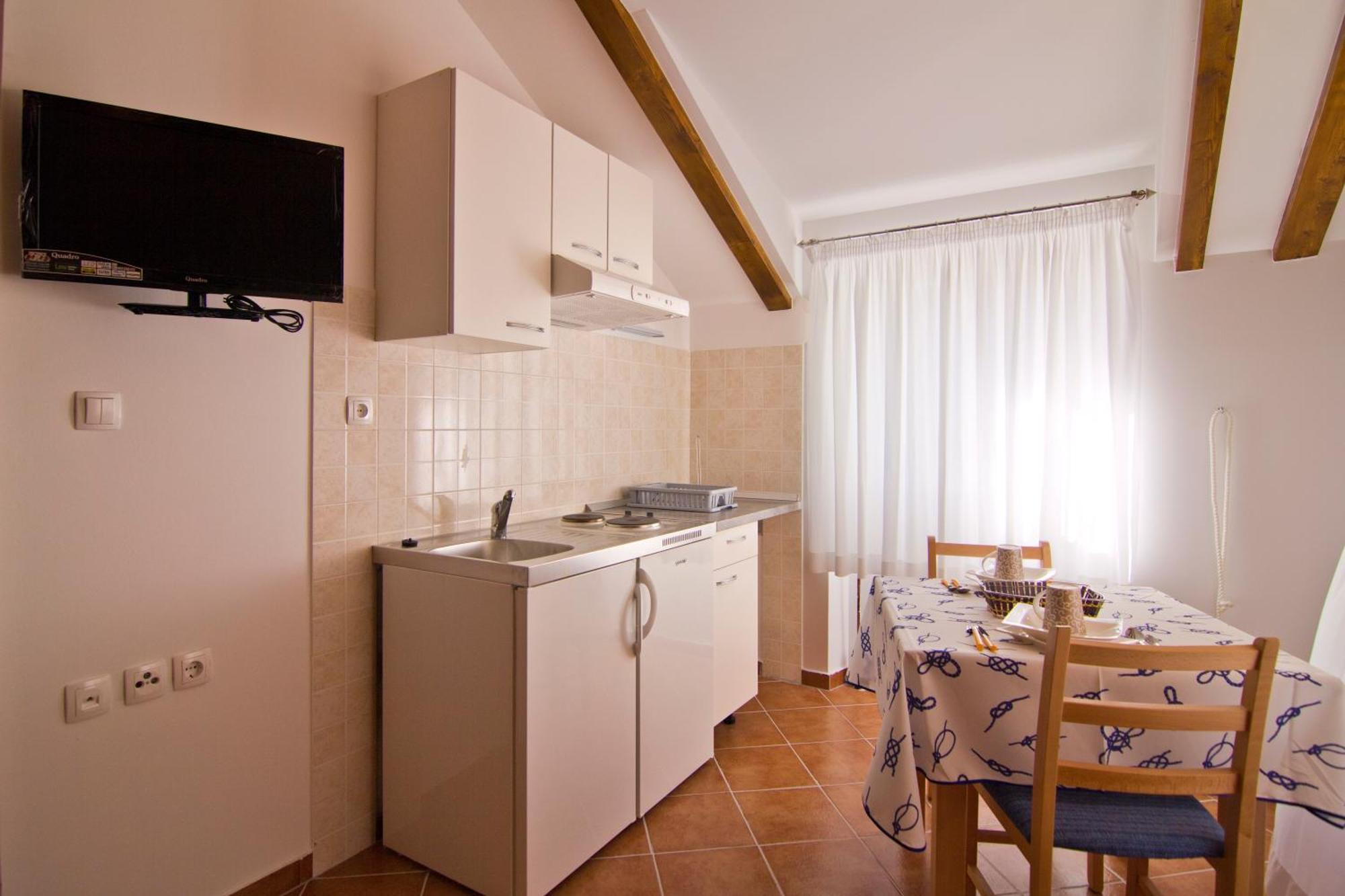 Apartments Donika Komiža المظهر الخارجي الصورة