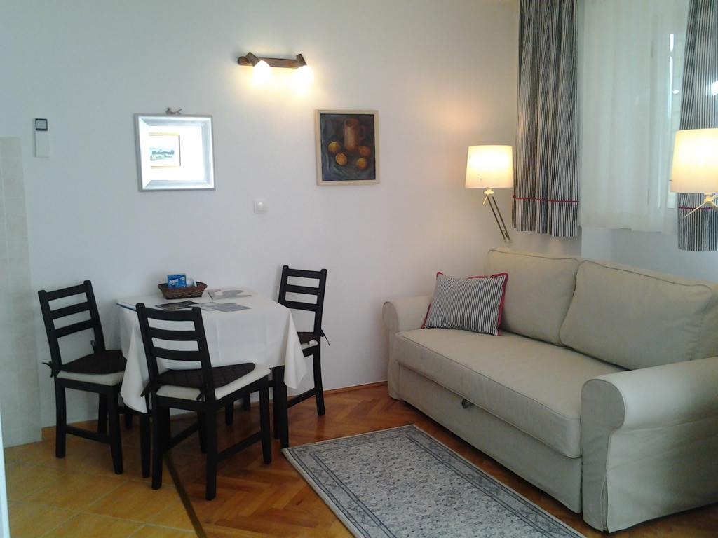 Apartments Donika Komiža المظهر الخارجي الصورة