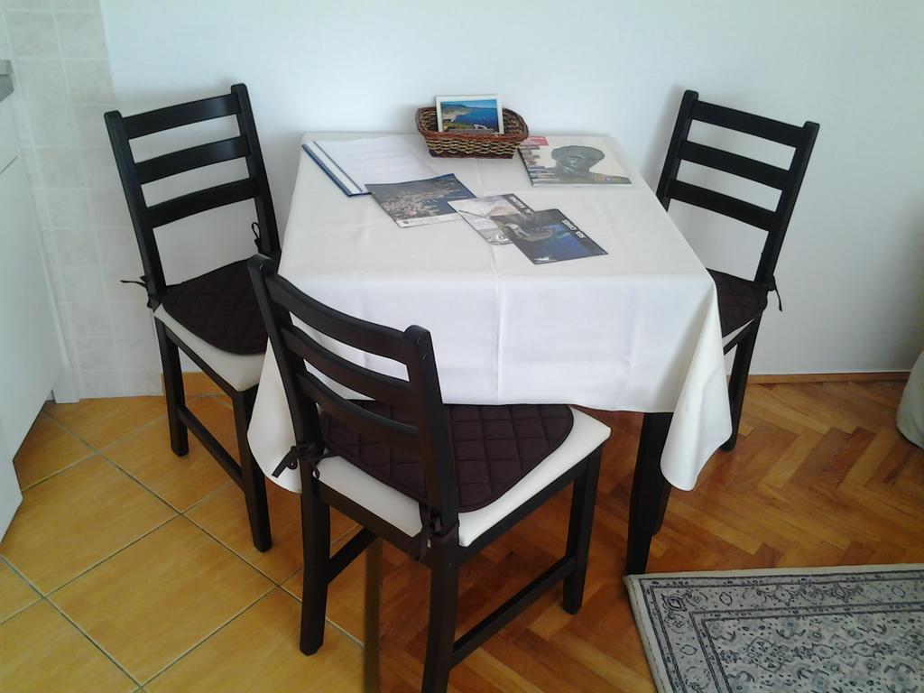 Apartments Donika Komiža المظهر الخارجي الصورة